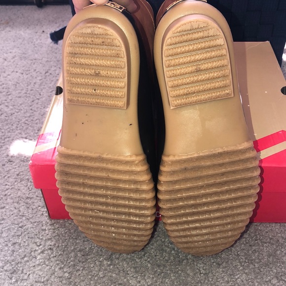 Boots - Picture 4 of 4